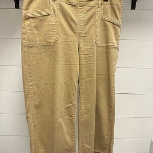 Chico's Beige Wide Leg Crop Pants